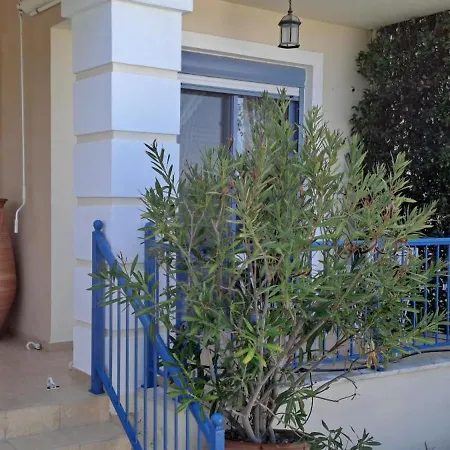 Agassi Aspro Villa