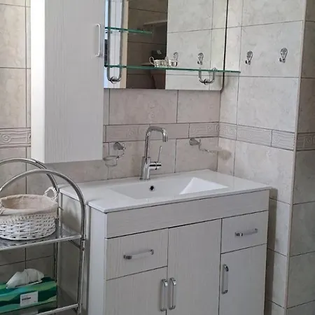 Agassi Aspro Villa