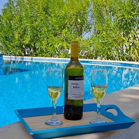 Agassi Aspro Villa *