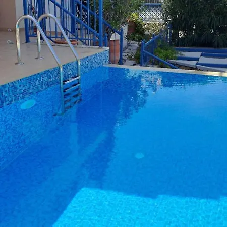 Agassi Aspro Villa